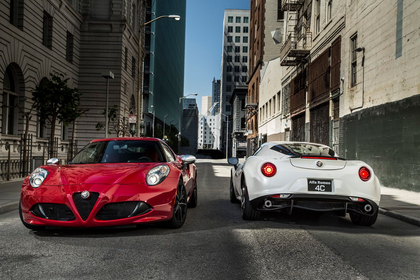 Alfa Romeo 4C w wersji na rynek amerykański w obszernej galerii zdjęć 119