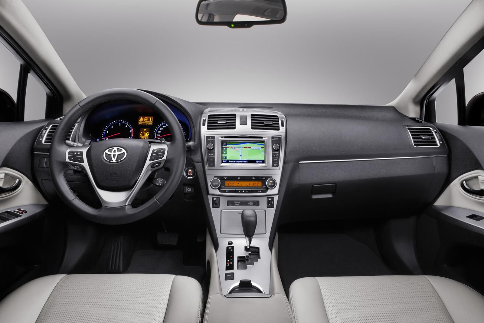 Toyota Avensis Facelift
