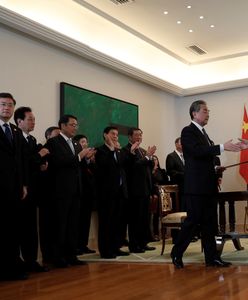 Działo się w poniedziałek w nocy. Europa dogaduje się z mocarstwem. Zadzwonił telefon