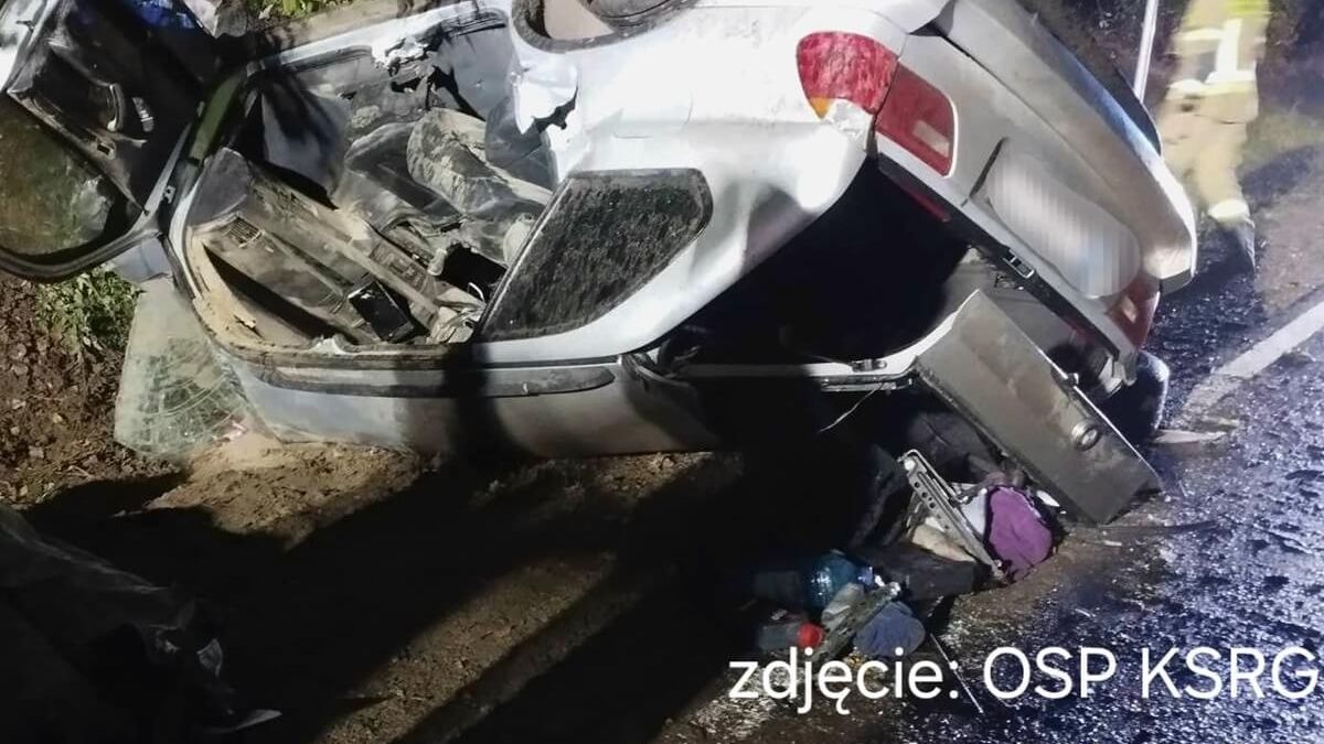 Dachowanie BMW w Górze Puławskiej