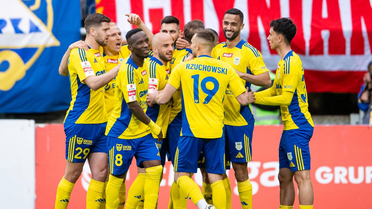 Getty Images / Mateusz Słodkowski / Na zdjęciu: Arka Gdynia zaczyna już myśleć o kadrze zespołu w PKO Ekstraklasie