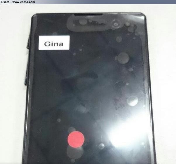 Smartfon Sony dla fanów selfie na zdjęciach. Premiera już jutro 5