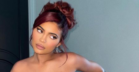 Dwa chodzące ideały. Kylie Jenner pozuje z przyjaciółką. Ależ widoki!