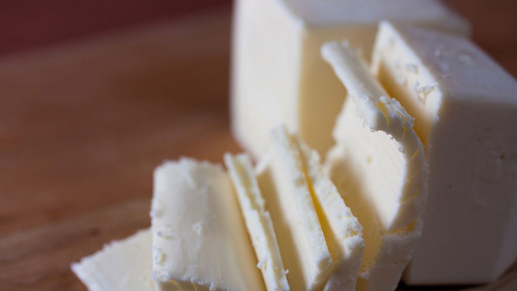 Tłuszcz jadalny z olejem roślinnym, 60% tłuszczu, z dodatkiem soli