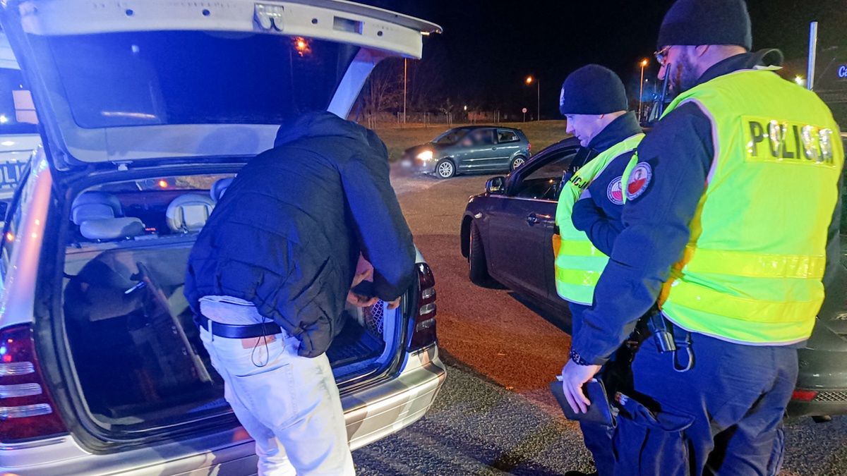 Przeszukanie bagażnika