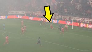 Tak gracz Bayernu zaskoczył... Neuera. To tylko rozzłościło gospodarzy [WIDEO]