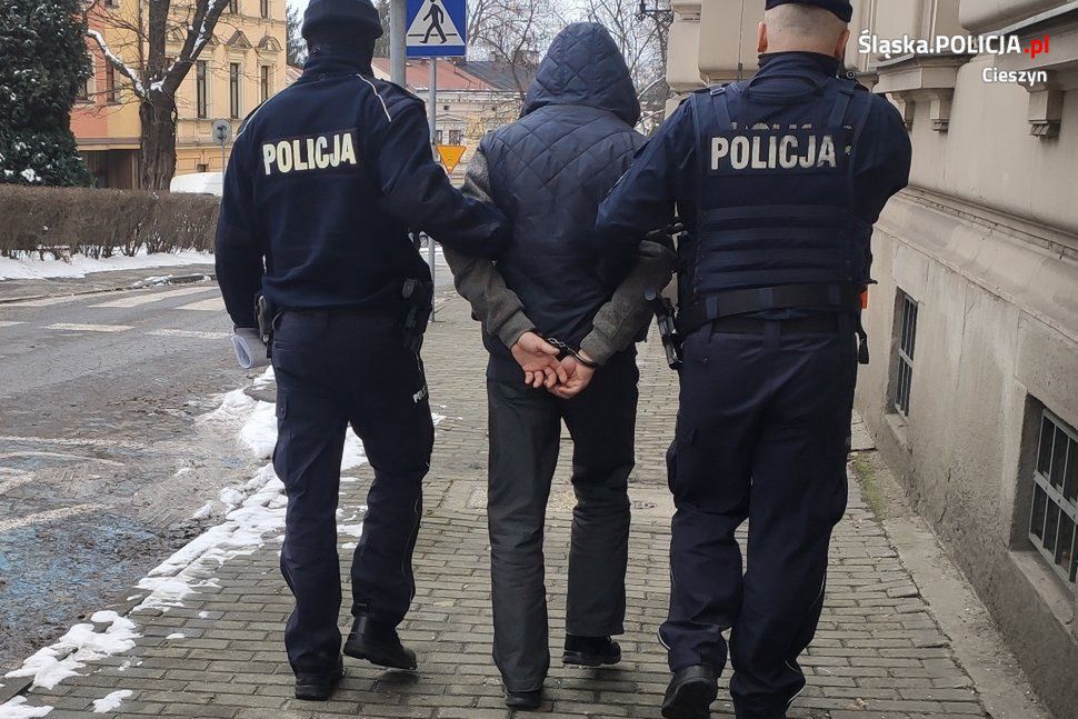 Śląskie. Okradł sklep w Chybiu, został złapany już po kilku dniach. 