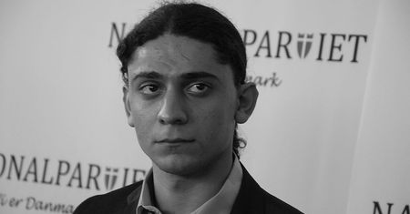 Nie żyje Yahya Hassan. Poeta miał 24 lata. Był znany z krytyki islamu