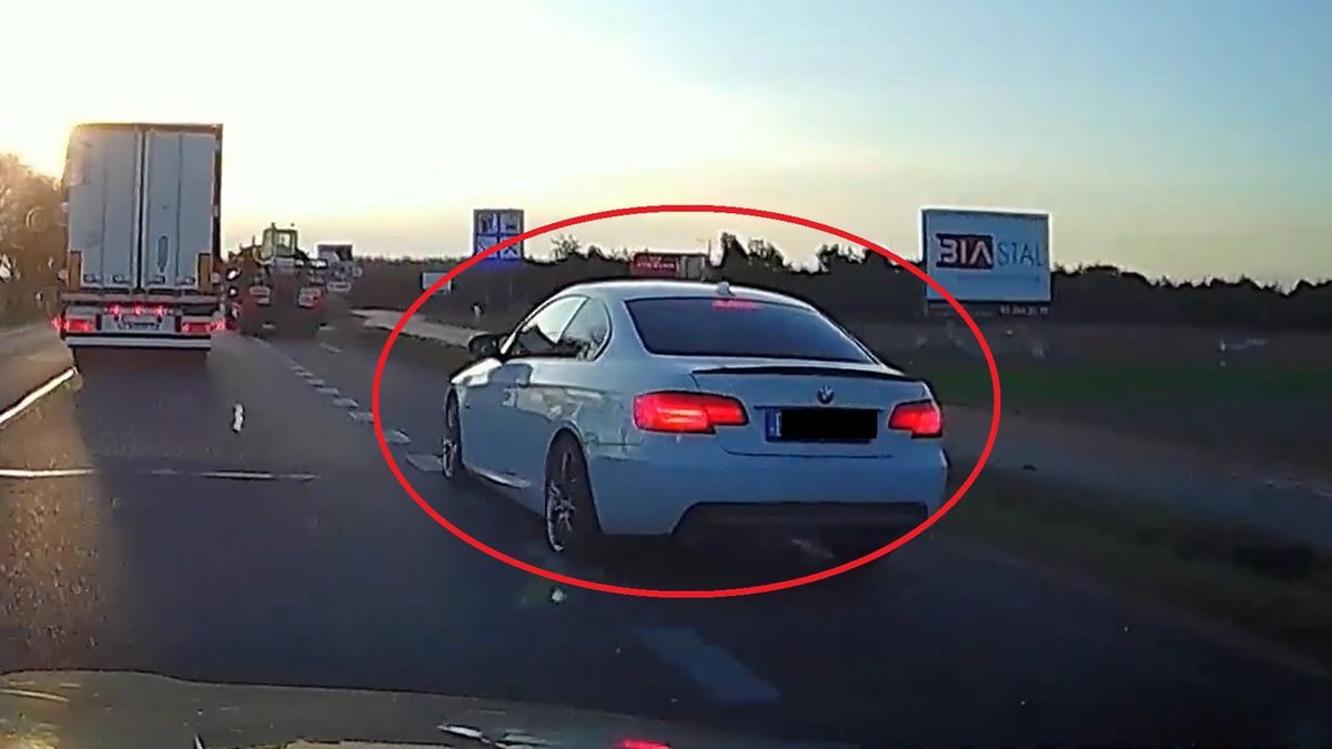 Kierowca BMW wyprzedzał poboczem