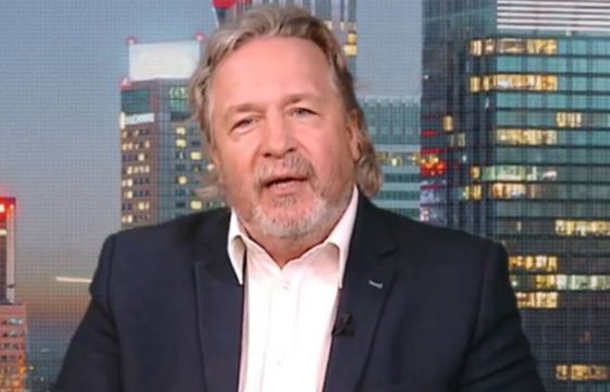 Telewizja narodowców chce upadłości