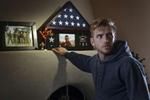 Dan Stevens gościem bez koszulki