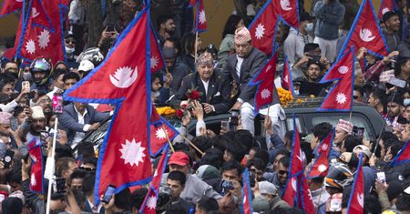 Nepalczycy domagają się powrotu monarchii. Demonstrowało 10 tysięcy osób