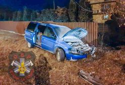 Groźny wypadek koło Radomia. Strażacy musieli uwolnić kierowcę z auta