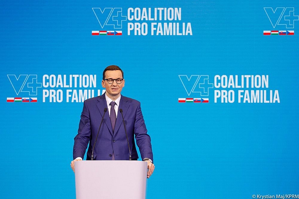 Premier Mateusz Morawiecki nie ujawniał majątku, który trafił do jego żony przed laty