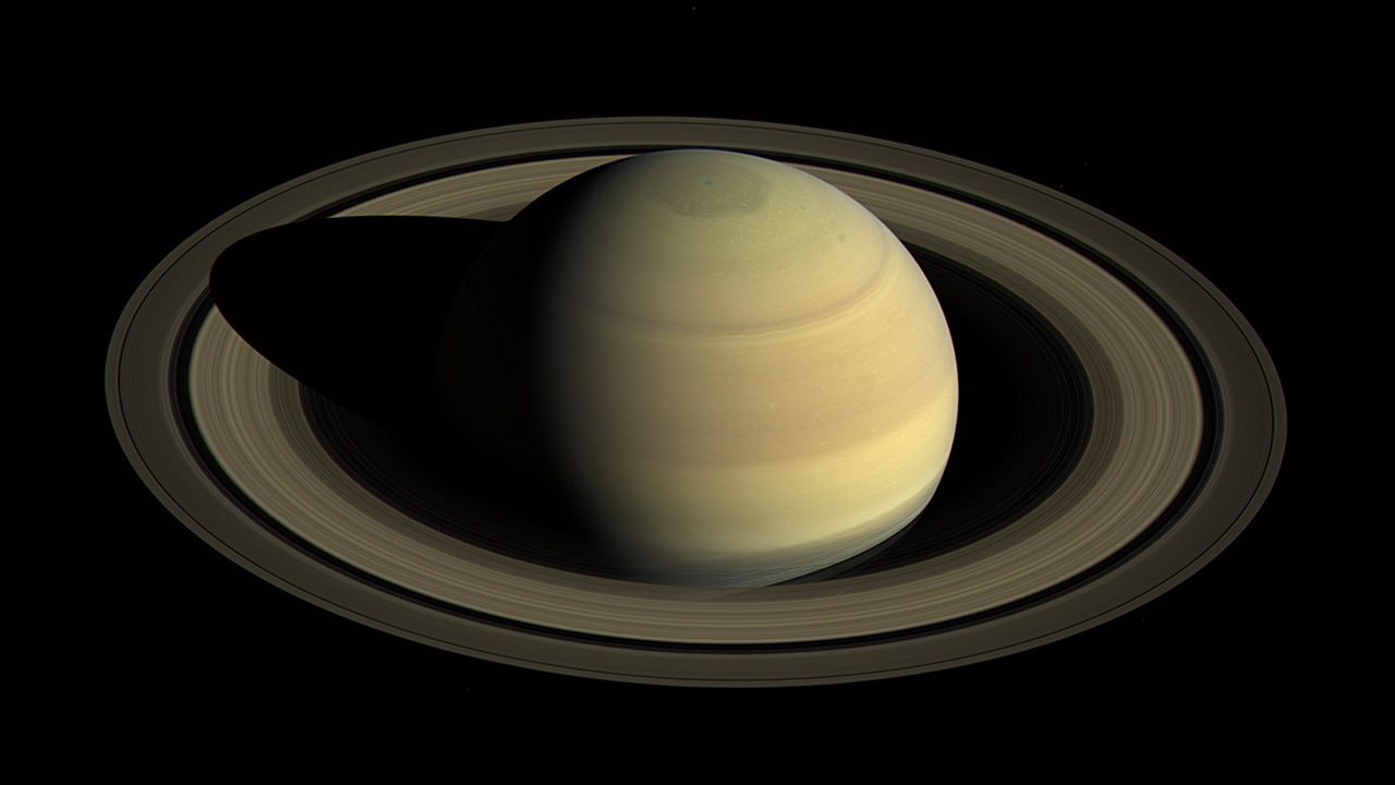 Opozycja Saturna – niesamowite zjawisko na niebie. Planetę można teraz zobaczyć gołym okiem