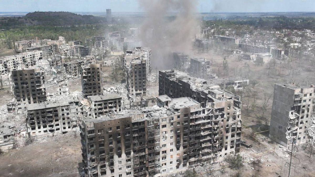 Zrujnowane miasto Toreck w obwodzie donieckim.