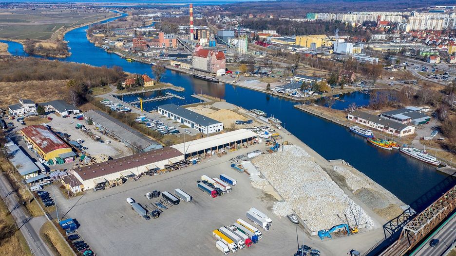 Ostatni odcinek rzeki Elbląg przed portem w Elblągu zostanie przebudowany. Dzięki temu będą mogły tu wpływać statki przechodzące przez przekop mierzei