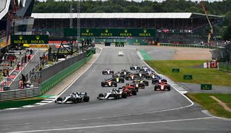 Były kierowca F1 wściekły na rząd