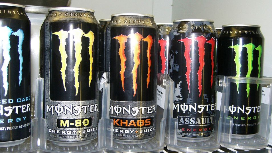 Napój energetyczny Monster z witaminami C, B2, B3, B6 i B12