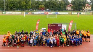 Zielona Góra: Wielkie święto piłkarskie. W turnieju Draexlmaier Cup wzięło udział około 400 dzieci