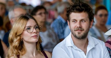 Antek Królikowski i Izabela WYPROWADZAJĄ SIĘ z Warszawy?! Tygodnik zdradza: "Z dala od show-biznesu i paparazzi"