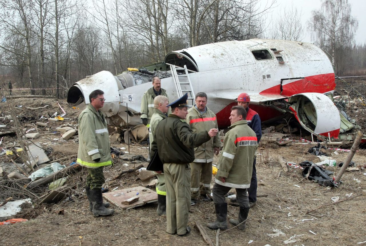 Wrak polskiego samolotu w Smoleńsku. Zdjęcie archiwalne z 13.04.2010 r.