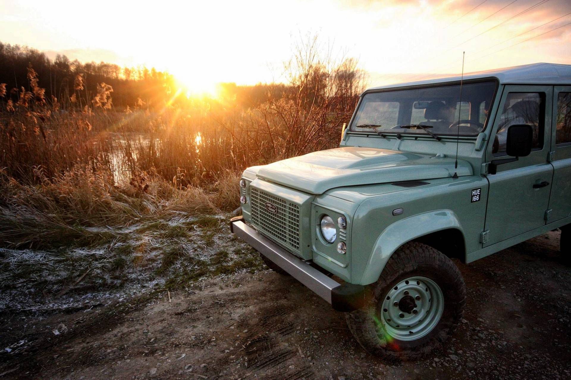 Land Rover Defender od Land Serwis (2019) (fot. Land Serwis)