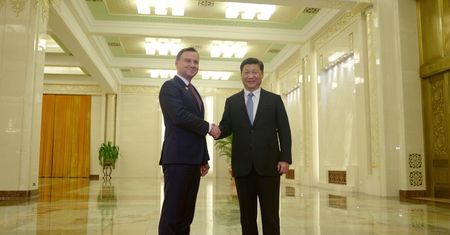 W dobrym momencie; nacisk na gospodarkę - eksperci o wizycie prezydenta Dudy w Chinach