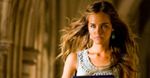 ''Careful What You Wish For'': Isabel Lucas romansuje z nastolatkiem