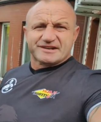 Padniesz ze śmiechu. Pudzianowski pokazał swoje "Ferrari"