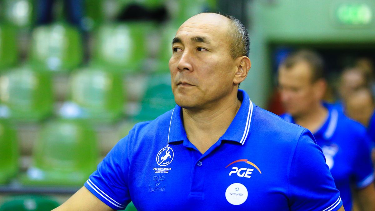 WP SportoweFakty / TOMASZ FĄFARA / Na zdjęciu: Tałant Dujszebajew