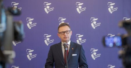 Reprywatyzacja w Warszawie. Ratusz o chaosie wokół reprywatyzacji