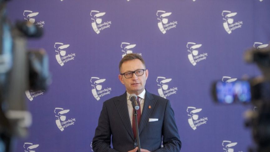 Reprywatyzacja w Warszawie. Ratusz o chaosie wokół reprywatyzacji