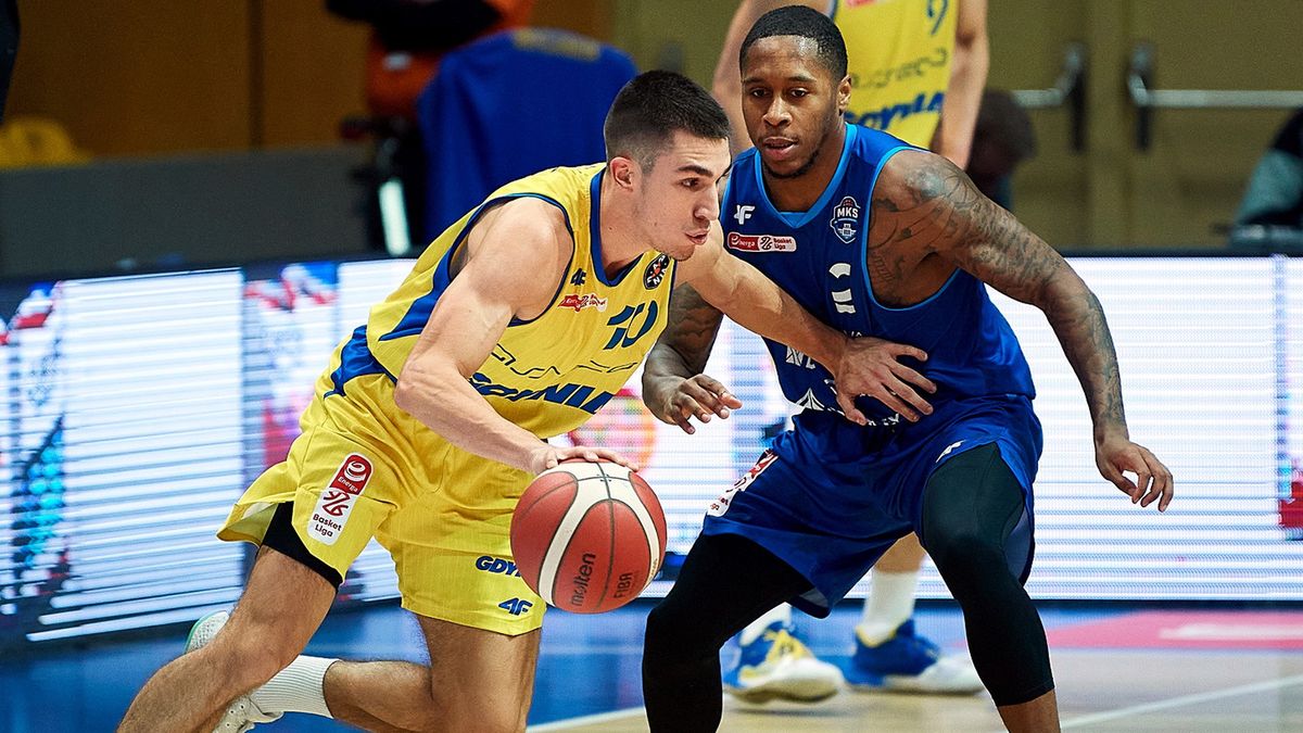 PAP / Adam Warżawa / Na zdjęciu: Novak Musić i Michael Lewis