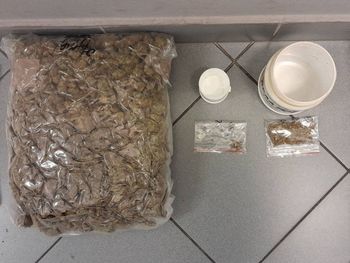 Garwolin: Policyjna zasadzka na dilerów. Zatrzymano czterech mężczyzn