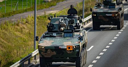 Ćwiczenia w Polsce. PGZ wyjaśnia, jak się zachowywać