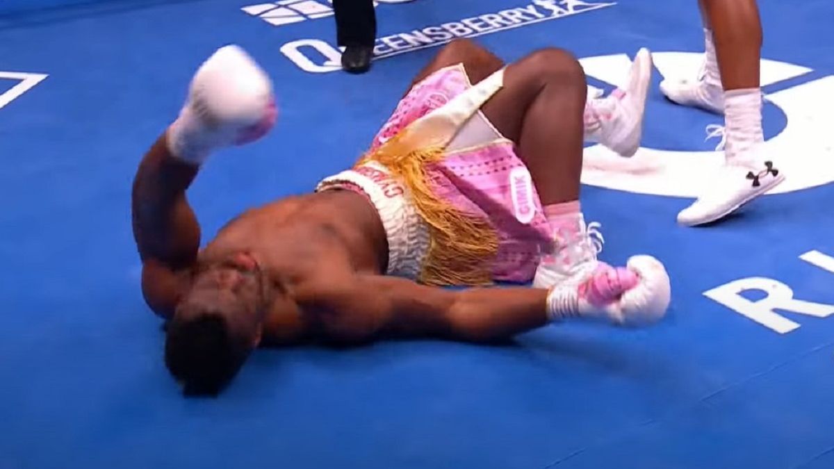 YouTube / Francis Ngannou został brutalnie znokautowany