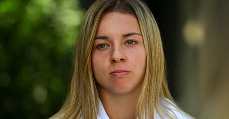 Zwróciła się do fanów. "Nie należą do mnie i nie są powiązane"