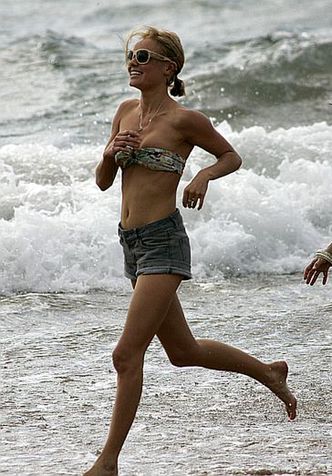 Kate Bosworth na plaży (zdjęcia)