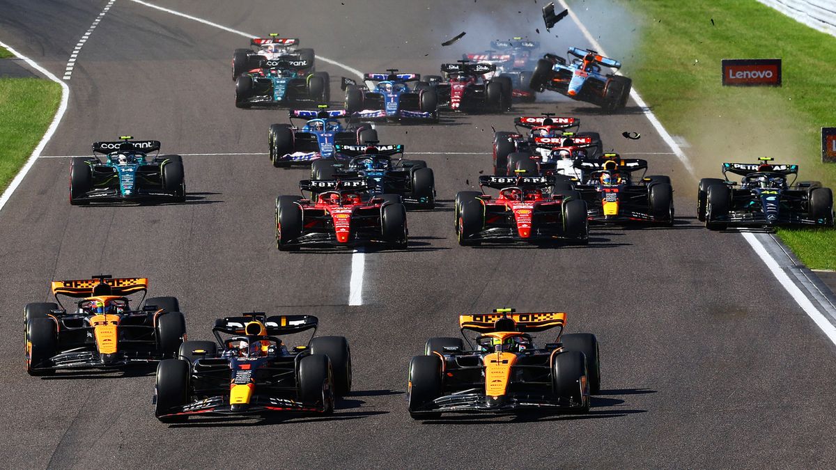 Zdjęcie okładkowe artykułu: Materiały prasowe / Red Bull / Na zdjęciu: start GP Japonii