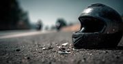 Przystajń: Motocyklista wbił się w ciągnik. Rozbił maszynę, trafił do szpitala
