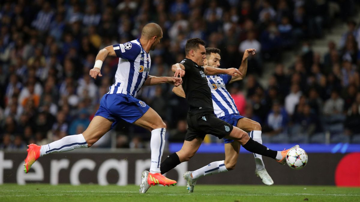 Zdjęcie okładkowe artykułu: PAP/EPA /  / Na zdjęciu: mecz FC Porto - Club Brugge