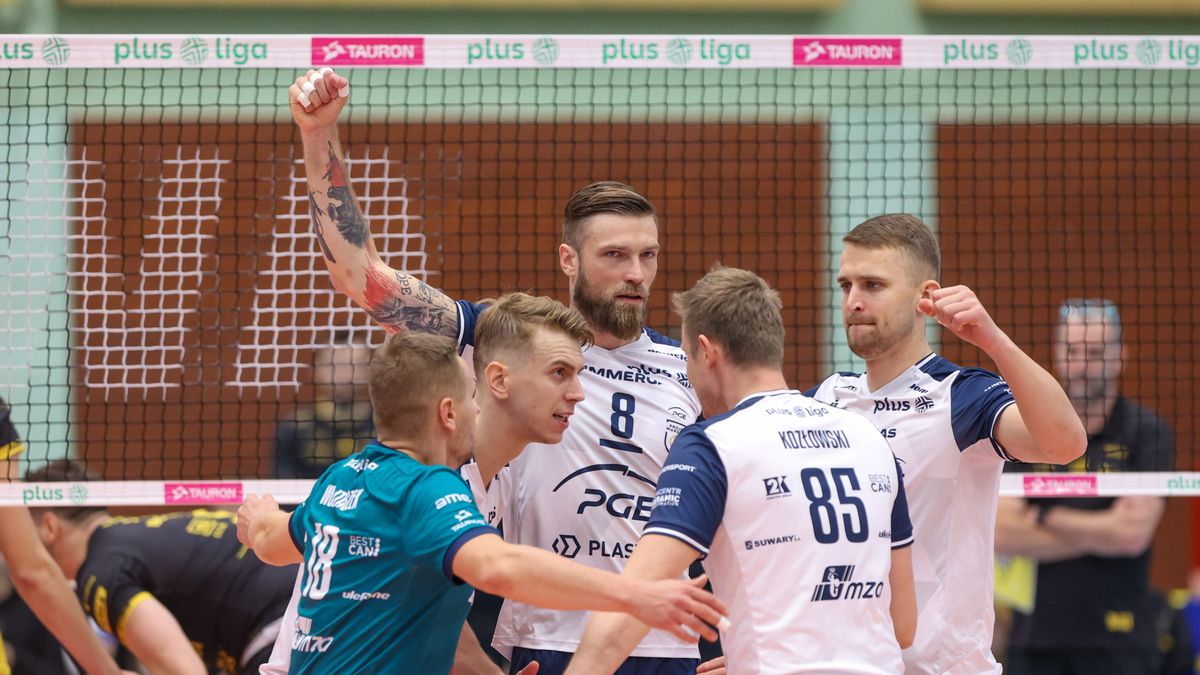 WP SportoweFakty / Anna Klepaczko / Na zdjęciu: siatkarze PGE Projektu Warszawa