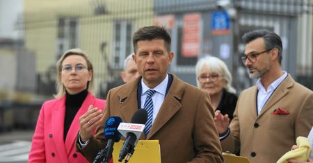 Podatek katastralny w Polsce? Petru: "jestem za". Ale stawia warunek