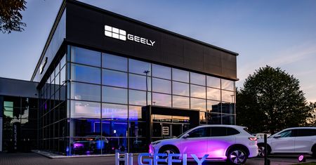 GEELY rozpoczyna sprzedaż w Polsce – salon GEELY Makurat otwarty w Gdańsku