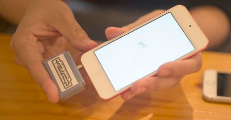 Japończycy kombinują z przywróceniem kartridżów, ale do użytku ze smartfonami