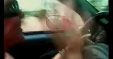 Doda prowadzi bez prawa jazdy! (wideo)