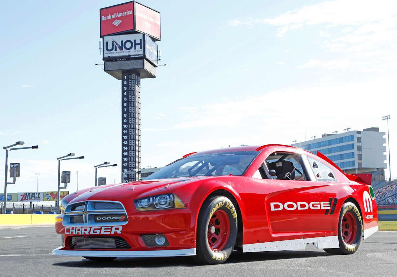 Dodge wycofuje się z NASCAR! [wideo]