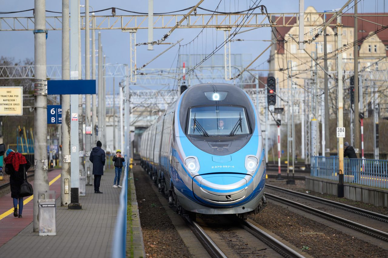 Pendolino na nowej trasie. Czas podróży skrócił się z 7 do 4 godzin