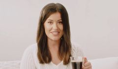 Fashionelka promuje kawę Nescafe Sensazione Creme (wideo)